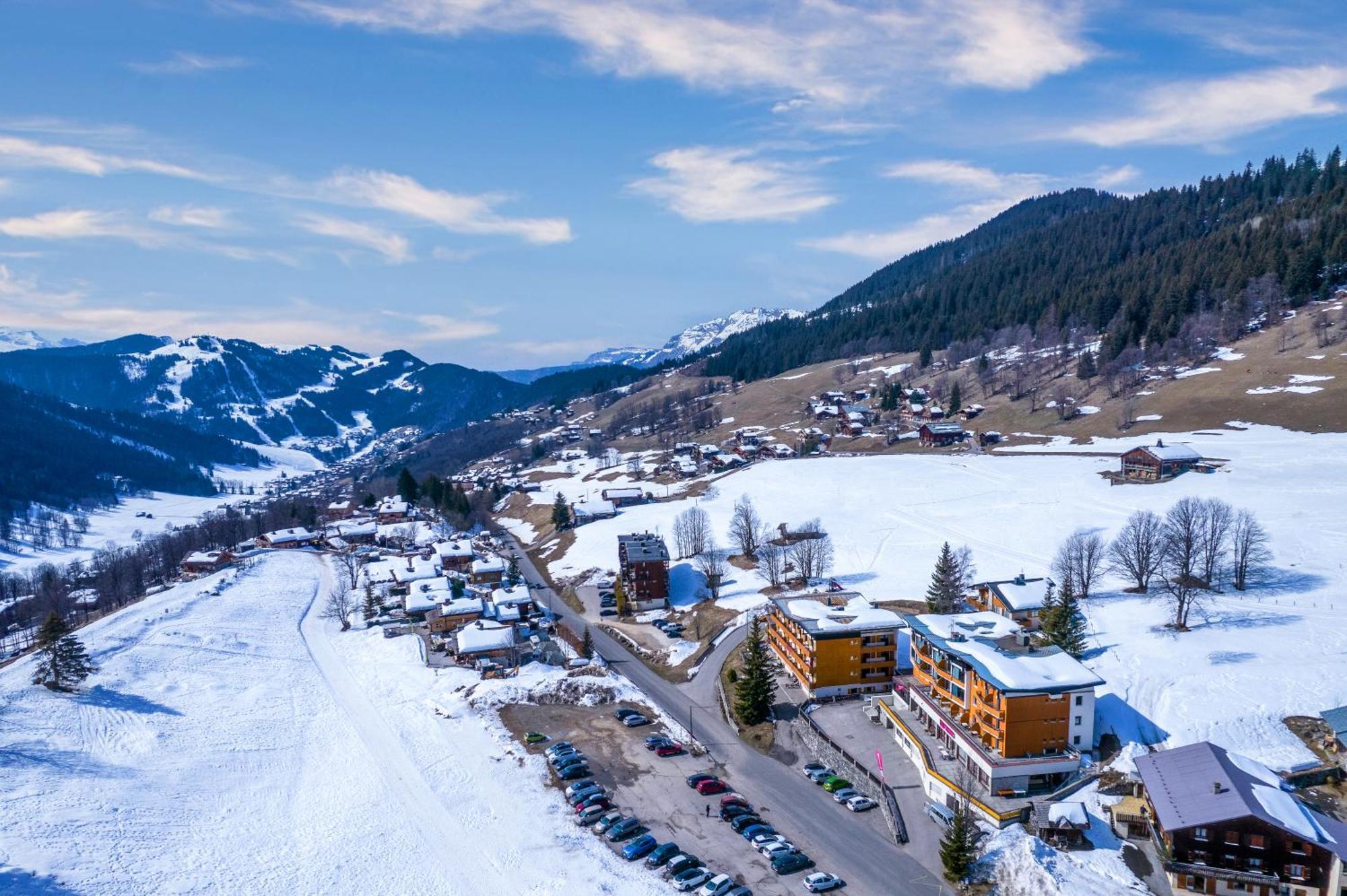 Azureva La Clusaz Les Confins Luaran gambar